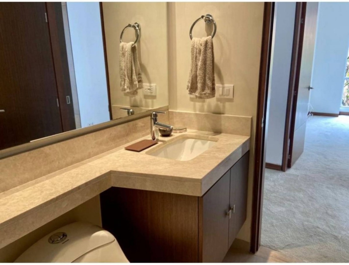 Apartamento en venta en Chico Norte, Bogotá · foto 14 de 17