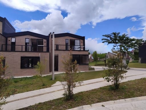 Casa de 3 alcobas en arriendo en Rionegro, 150 m² · foto 3 de 24