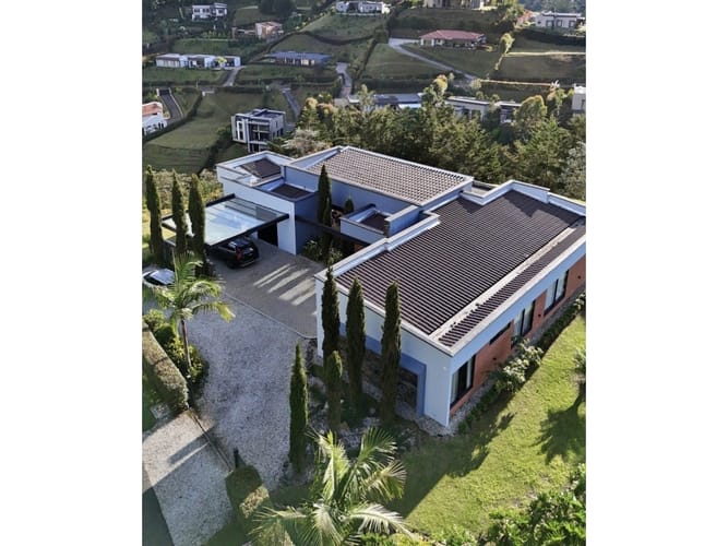 Casa de 4 alcobas en venta en Pantanillo, El Retiro, 358 m² · foto 4 de 16