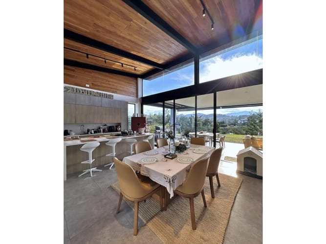 Casa de 4 alcobas en venta en Pantanillo, El Retiro, 358 m² · foto 16 de 16