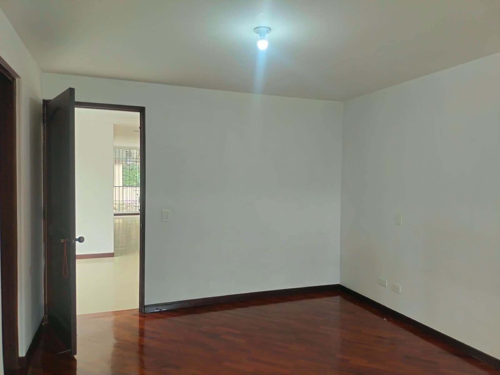 Apartamento en arriendo en El Poblado, Medellín · foto 10 de 17
