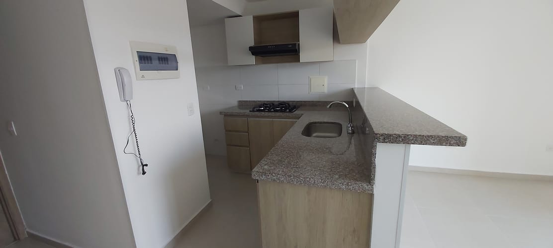 Apartamento de 2 alcobas en venta en Cañaveral, Floridablanca, 55 m² · foto 7 de 18