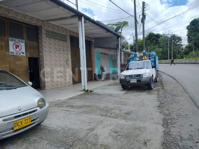 Bodega en venta en Campiña, Villavicencio, 174 m² · foto 2 de 18
