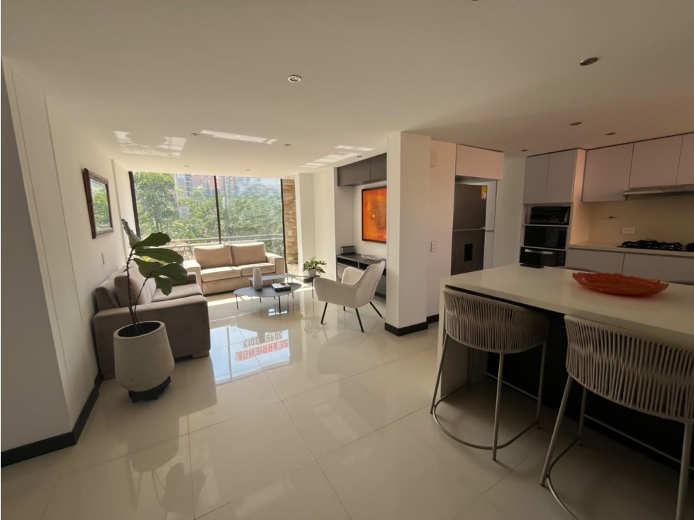 Apartamento en arriendo en San Lucas, Medellín · foto 2 de 19