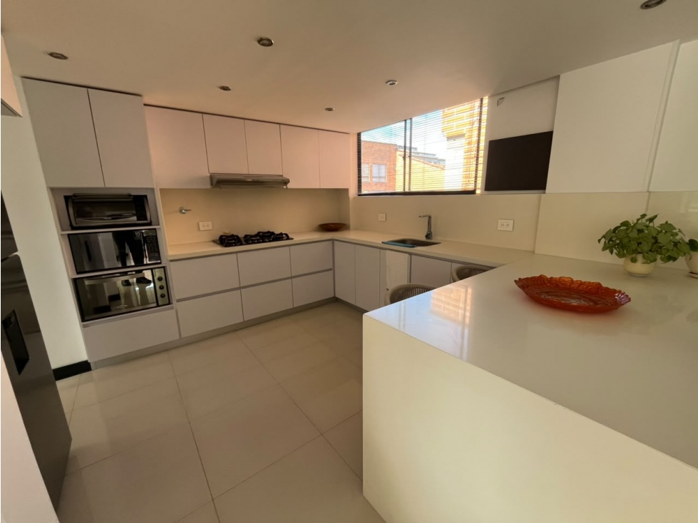 Apartamento en arriendo en San Lucas, Medellín · foto 8 de 19