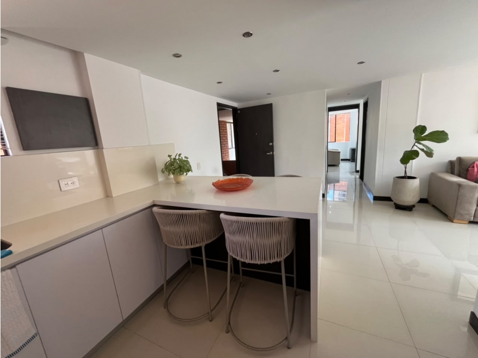 Apartamento en arriendo en San Lucas, Medellín · foto 9 de 19