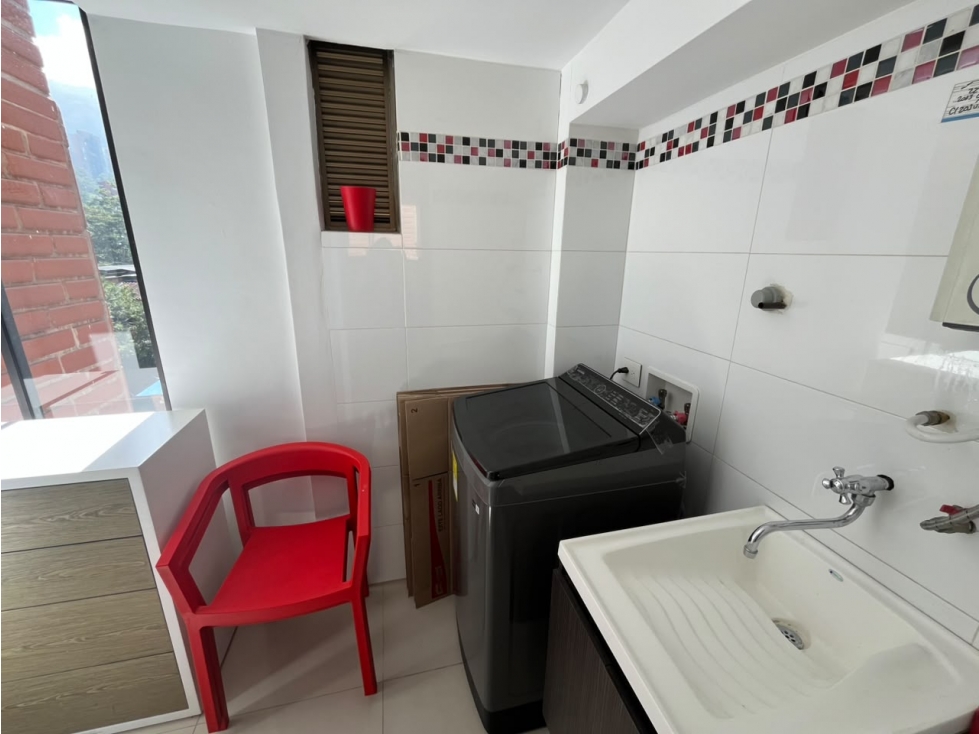 Apartamento en arriendo en San Lucas, Medellín · foto 11 de 19