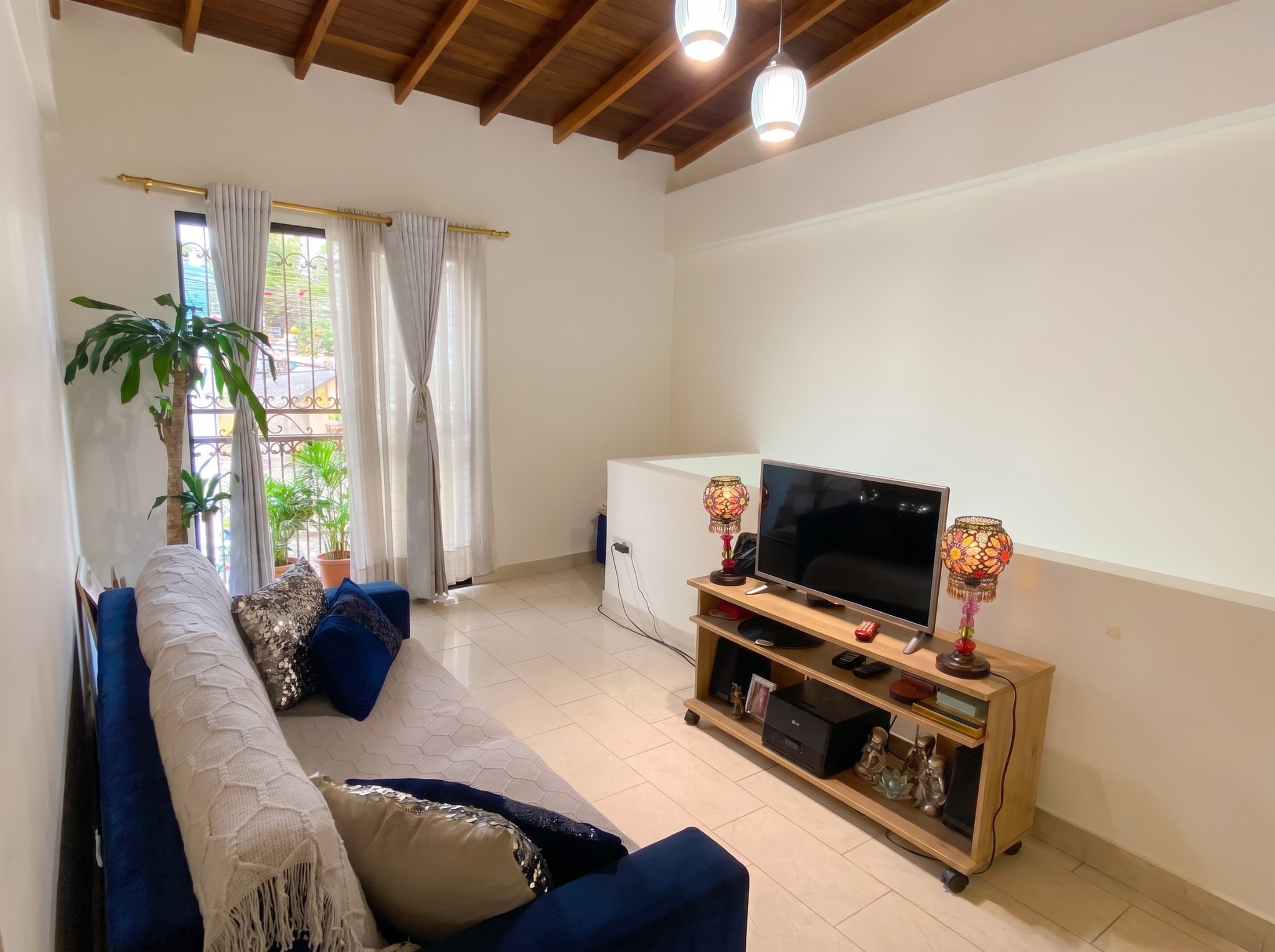Apartamento en venta en Manrique Central, Medellín · foto 2 de 14