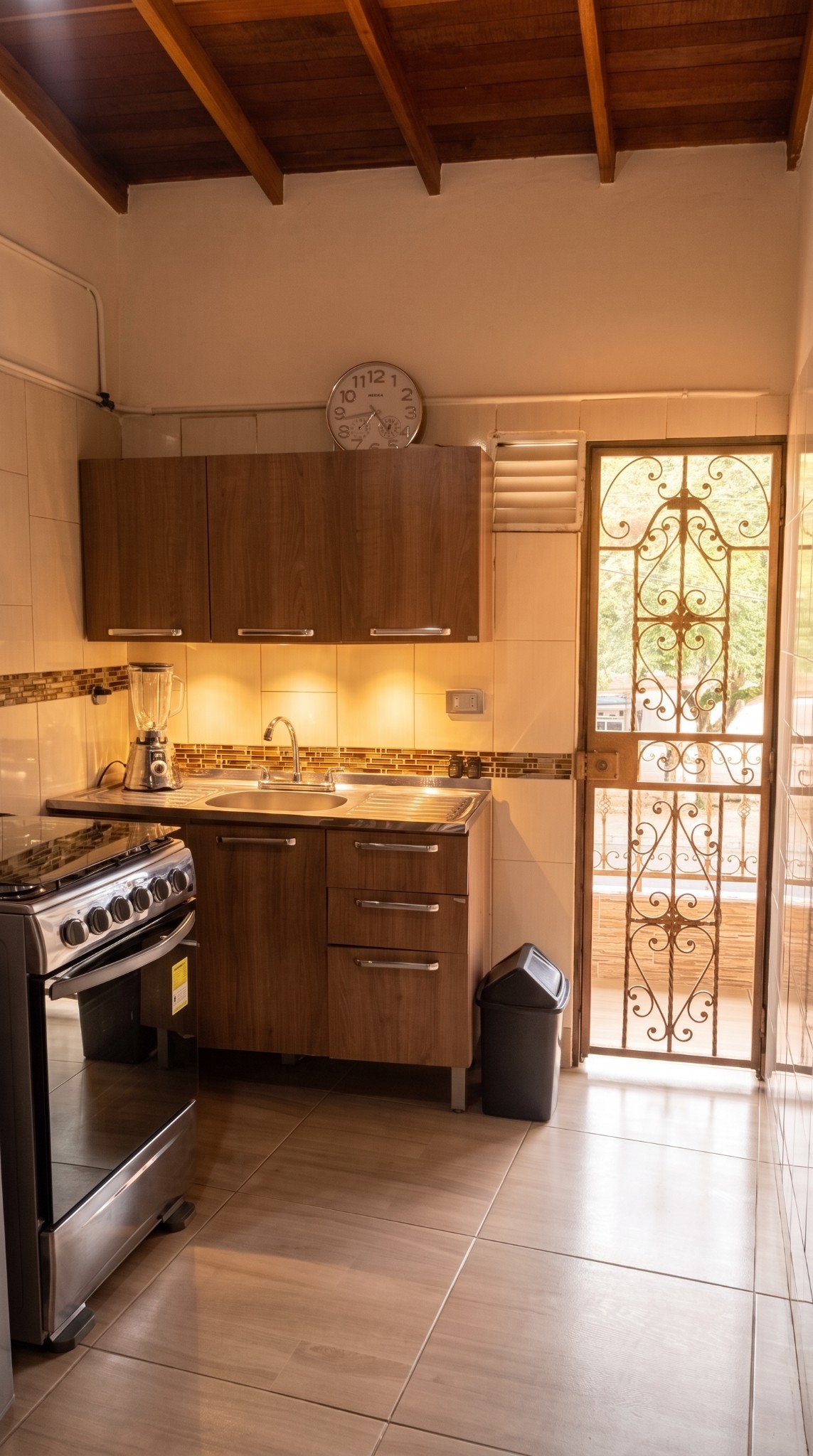 Apartamento en venta en Manrique Central, Medellín · foto 5 de 14
