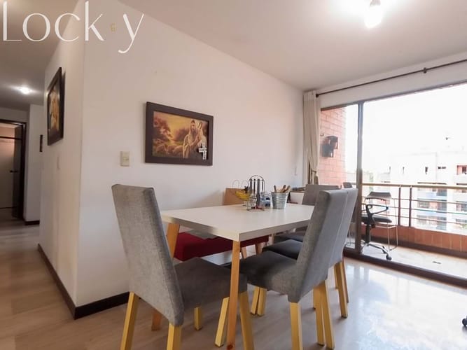 Apartamento de 3 alcobas en venta en Conquistadores, Medellín, 127 m² · foto 4 de 13