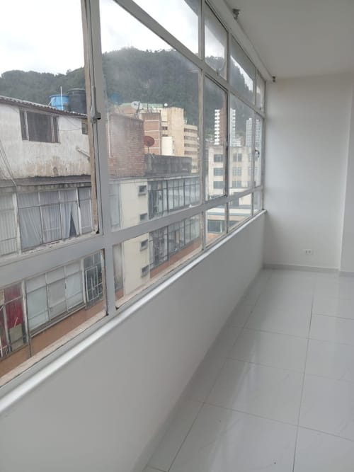 Apartaestudio en venta en Las Nieves, Bogotá, 44 m² · foto 5 de 11