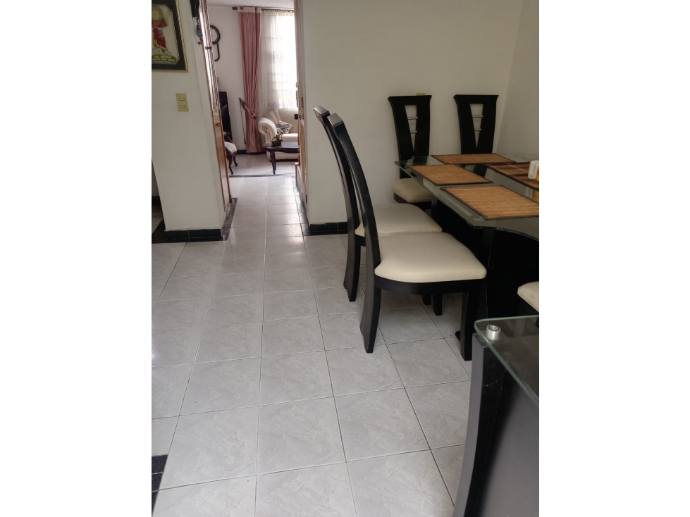 Casa en venta en El Cortijo, Bogotá · foto 9 de 10