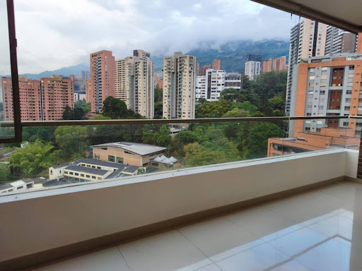 Apartamento en Arriendo en Los Balsos, Medellín