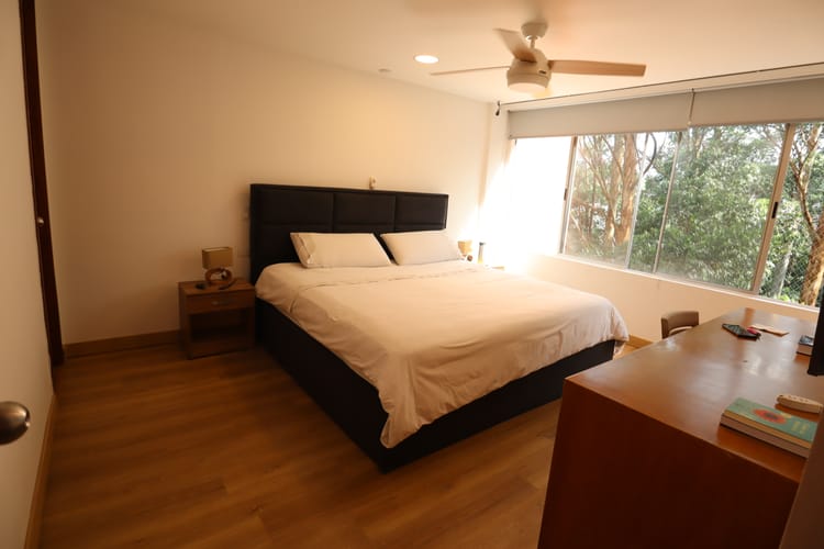 Apartamento de 3 alcobas en venta en Alto De Misael, Medellín, 92 m² · foto 5 de 18