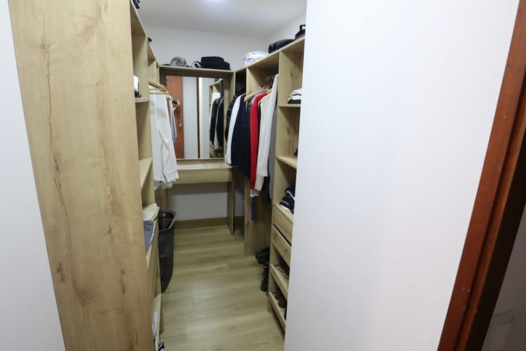 Apartamento de 3 alcobas en venta en Alto De Misael, Medellín, 92 m² · foto 13 de 18