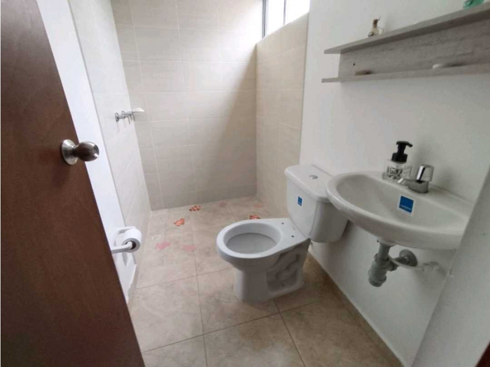 Casa en venta en Cerritos, Pereira · foto 7 de 14