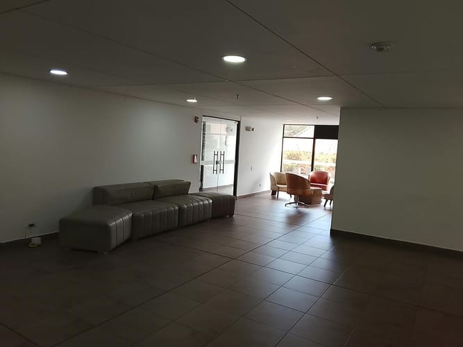 Apartaestudio en venta en Las Nieves, Bogotá, 37 m² · foto 14 de 19