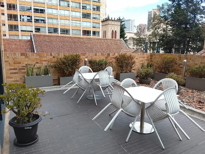 Apartaestudio en venta en Las Nieves, Bogotá, 37 m² · foto 18 de 19