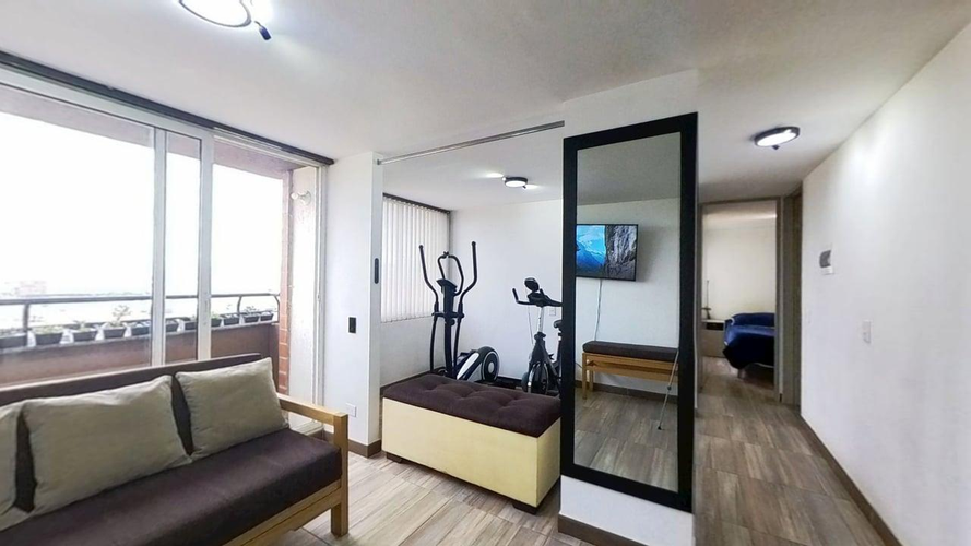 Apartamento de 3 alcobas en venta en Fontibon, Bogotá, 48 m² · foto 2 de 16