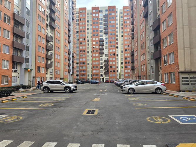 Apartamento de 3 alcobas en venta en Fontibon, Bogotá, 48 m² · foto 16 de 16