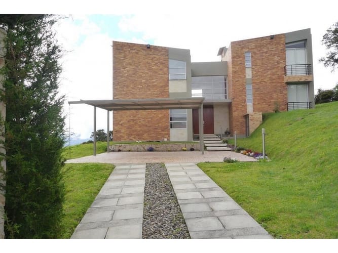 Casa de 5 alcobas en venta en Yerbabuena, Sopó, 352 m² · foto 4 de 24