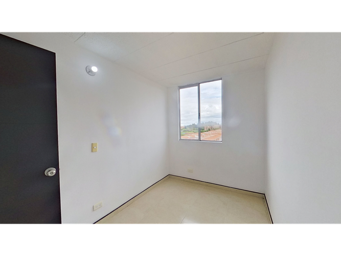 Apartamento de 3 alcobas en venta en Conjunto Residencial Zaragoza Ii, Madrid, 53 m² · foto 5 de 10