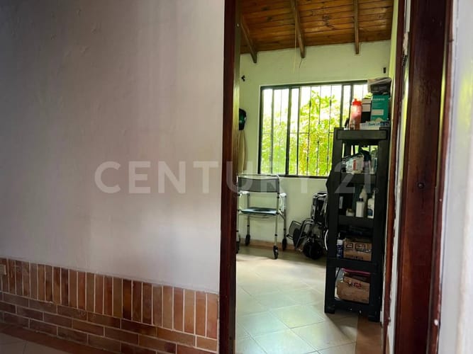Casa de 10 alcobas en venta en Barcelona, Villavicencio, 400 m² · foto 5 de 18