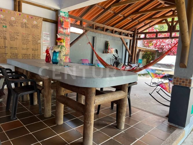 Casa de 10 alcobas en venta en Barcelona, Villavicencio, 400 m² · foto 15 de 18