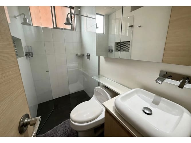 Apartamento de 3 alcobas en venta en El Tesoro, Envigado, 205 m² · foto 17 de 17