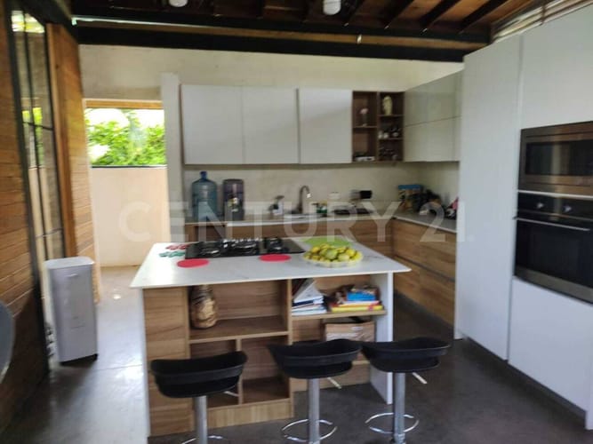 Casa de 3 alcobas en venta en La Vigia, Villavicencio, 380 m² · foto 6 de 18