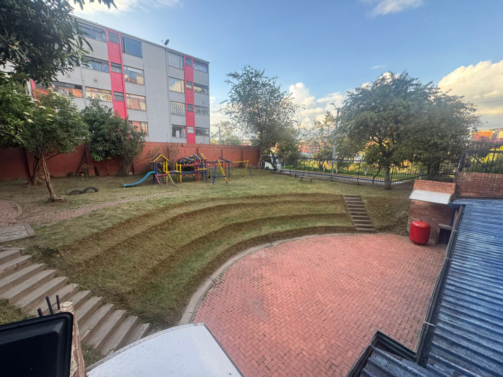 Apartamento en venta en Restrepo Occidental, Bogotá · foto 3 de 15