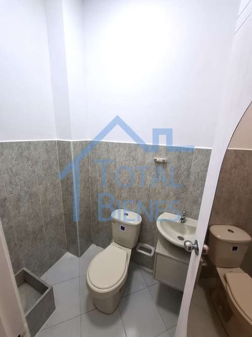 Local en arriendo en San Bernardo, Medellín, 48 m² · foto 9 de 11