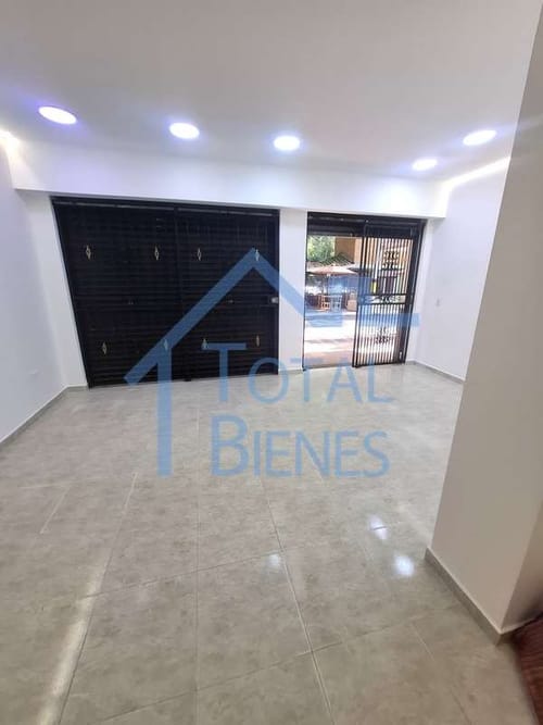 Local en arriendo en San Bernardo, Medellín, 48 m² · foto 2 de 11