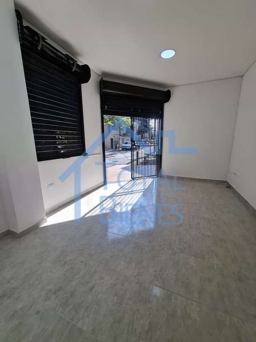 Local en arriendo en San Bernardo, Medellín, 20 m² · foto 3 de 8