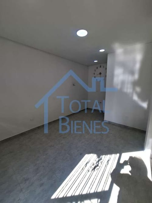 Local en arriendo en San Bernardo, Medellín, 20 m² · foto 4 de 8