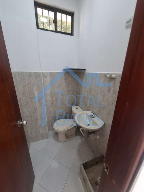 Local en arriendo en San Bernardo, Medellín, 20 m² · foto 6 de 8