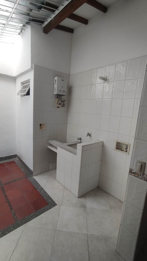 Local en arriendo en Bolivariana, Medellín, 380 m² · foto 13 de 18