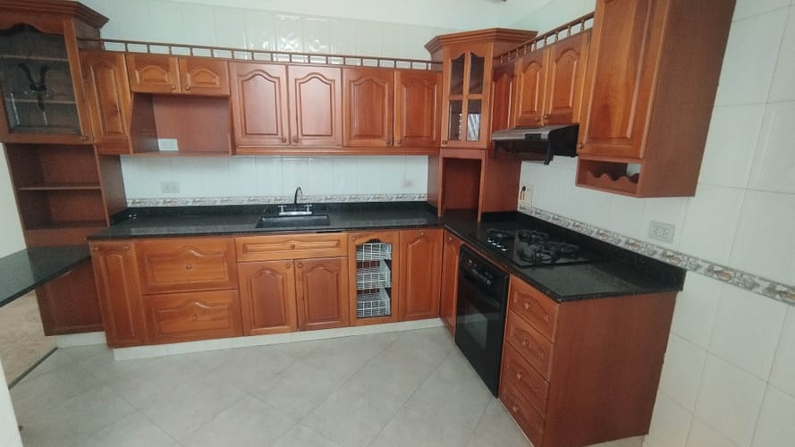 Local en arriendo en Bolivariana, Medellín, 380 m² · foto 15 de 18