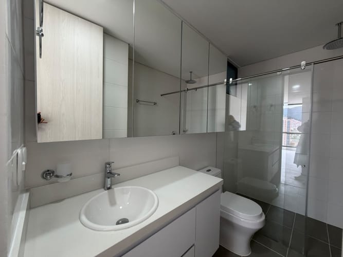 Apartamento de 3 alcobas en arriendo en San Antonio Norte, Bogotá, 108 m² · foto 12 de 24