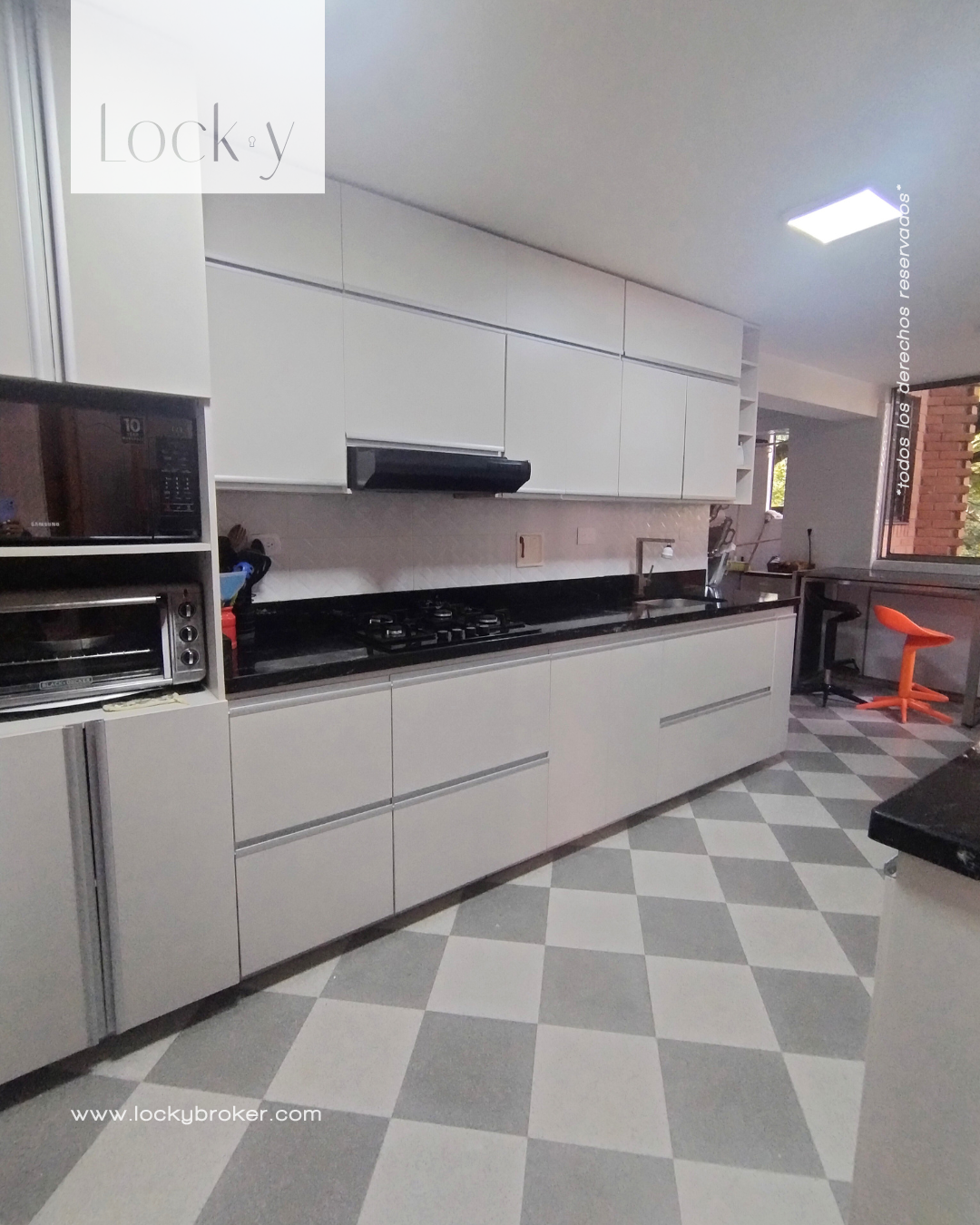 Apartamento en venta en El Tesoro, Medellín · foto 10 de 16