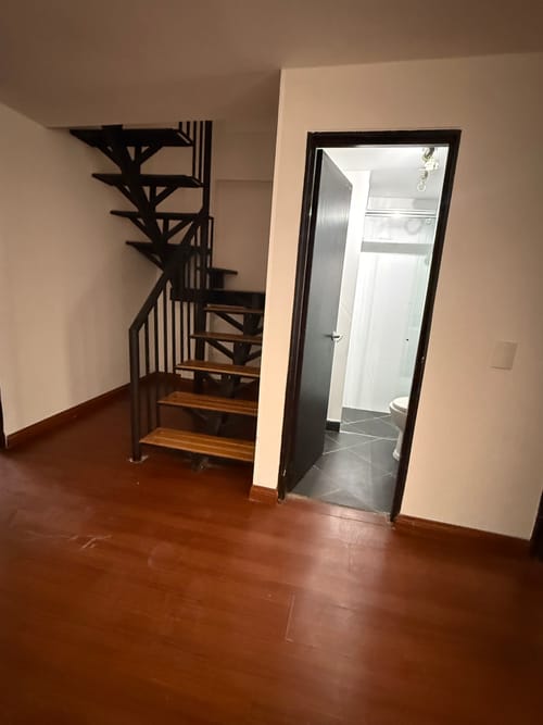 Apartamento de 5 alcobas en arriendo en Barrios Unidos, Bogotá, 180 m² · foto 2 de 4