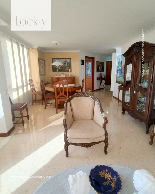 Apartamento de 3 alcobas en venta en El Tesoro, Medellín, 138 m² · foto 4 de 13