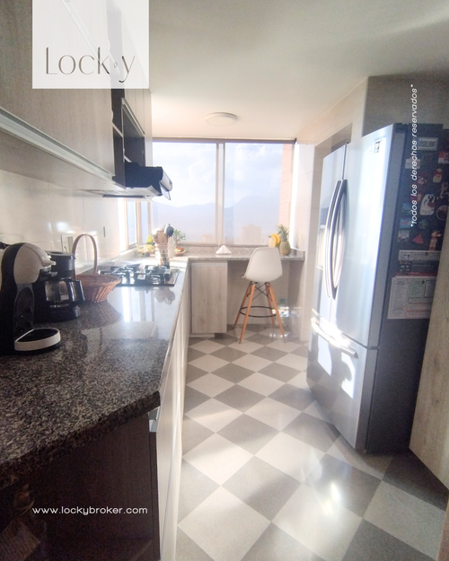 Apartamento de 3 alcobas en venta en El Tesoro, Medellín, 138 m² · foto 7 de 13