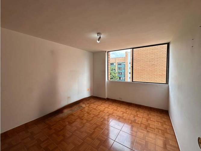 Apartamento de 3 alcobas en venta en El Poblado, Medellín, 135 m² · foto 7 de 22