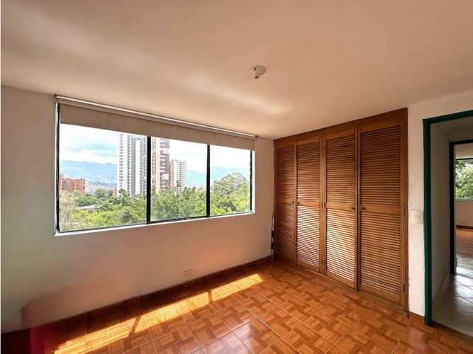 Apartamento de 3 alcobas en venta en El Poblado, Medellín, 135 m² · foto 17 de 22
