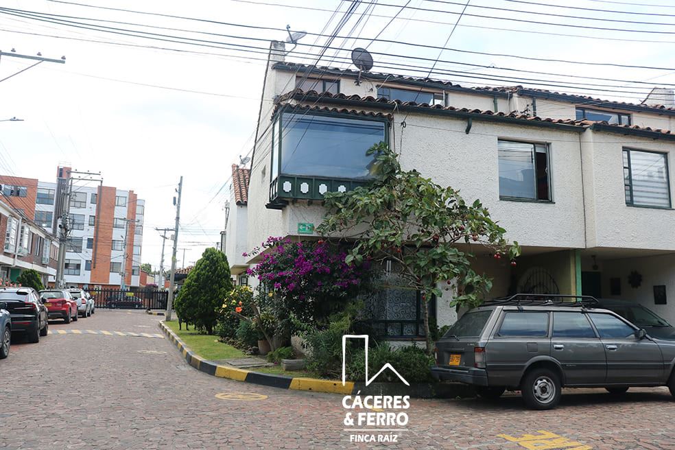 Casa en venta en Barrios Unidos, Bogotá · foto 2 de 21