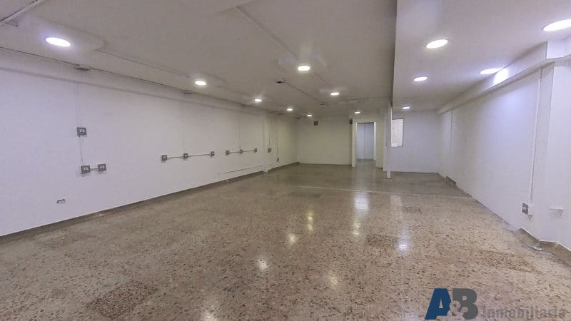 Local en arriendo en Cristo Rey, Medellín, 130 m² · foto 2 de 7