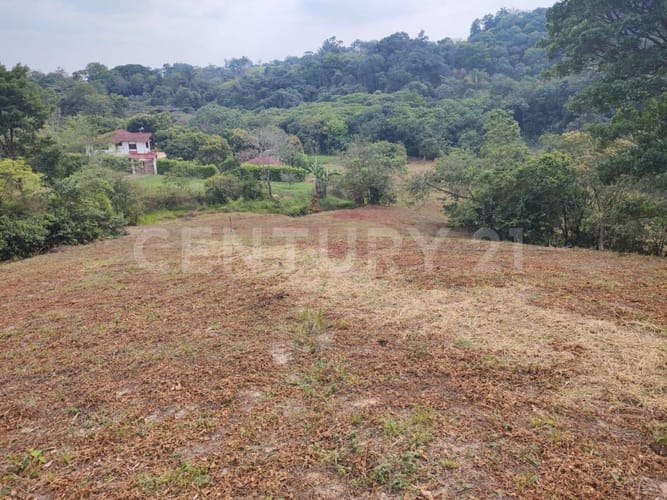 Lote en venta en Cairo Alto, Villavicencio, 30600 m² · foto 2 de 9