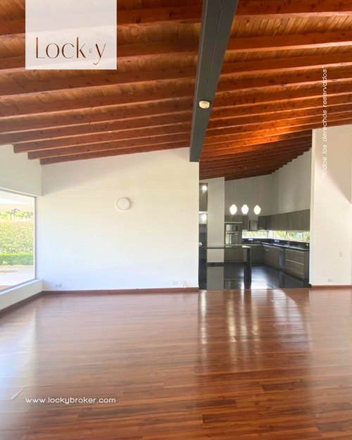 Casa de 5 alcobas en venta en Llano Grande, Rionegro, 350 m² · foto 7 de 18
