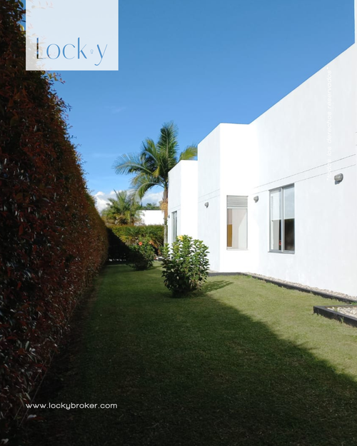 Casa de 5 alcobas en venta en Llano Grande, Rionegro, 350 m² · foto 16 de 18